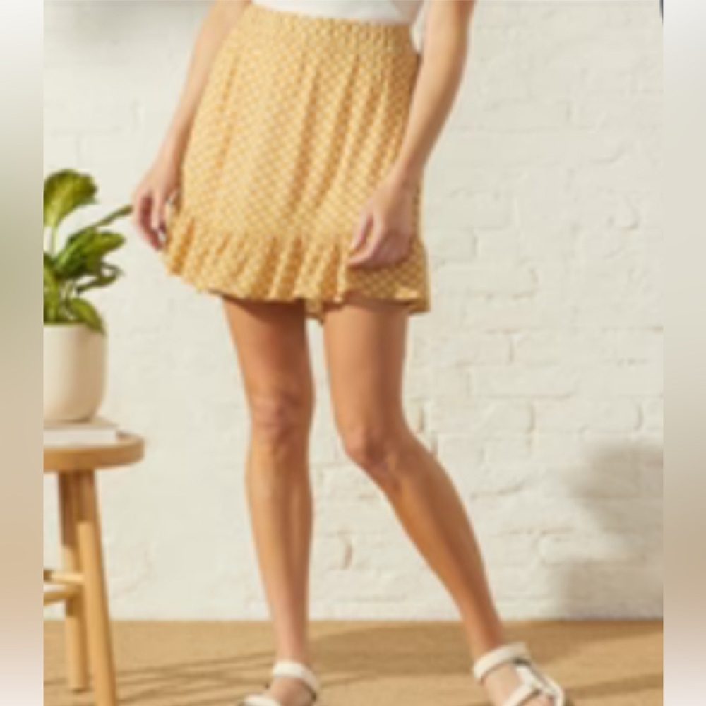 The perfect summer skirt! NWT